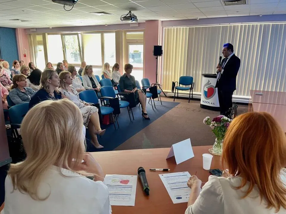 Semináre a kongresy v NÚSCH